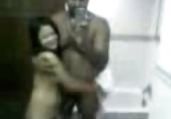 Lei adora la bambola del sesso con BBC film porno amatoriali italiani gratis