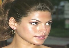 Skinny video porno gratis milf italiane rossa ladyboy con basso appeso palle si masturba due cazzi